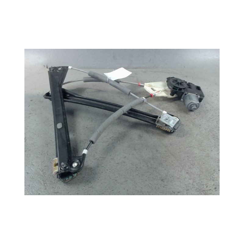 MECANISME+MOTEUR LEVE-GLACE AVANT DROIT VOLKSWAGEN POLO 2009-