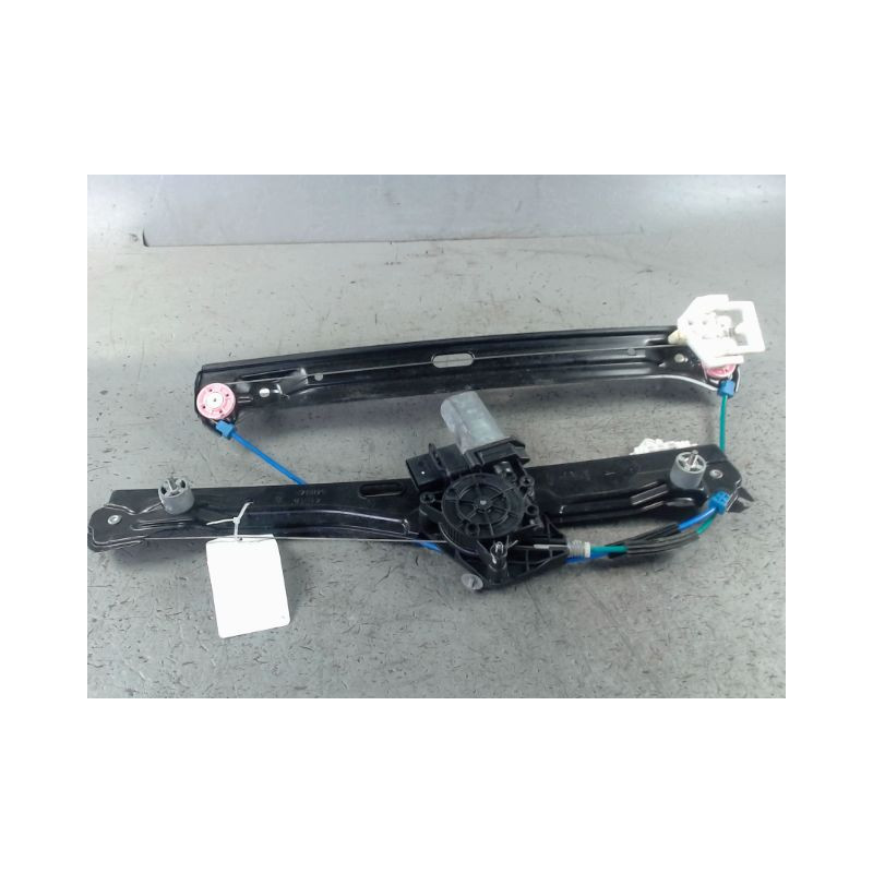 MECANISME+MOTEUR LEVE-GLACE AVANT DROIT B.M.W. X1