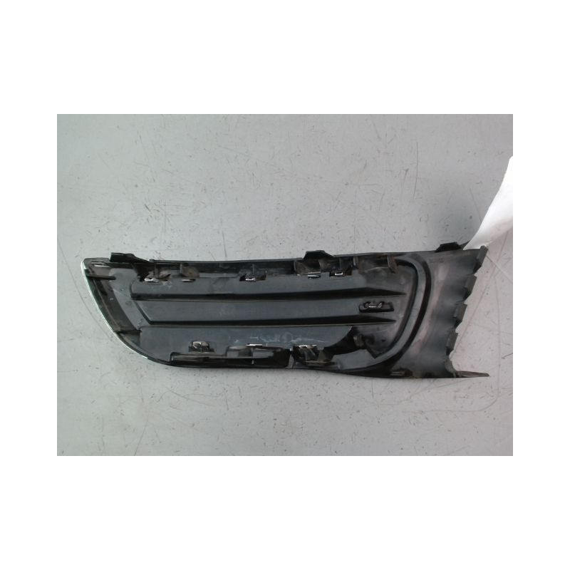 ENJOLIVEUR PARE-CHOC AVG CITROEN C3 PICASSO MONOSP. Phase 1 2009-2012