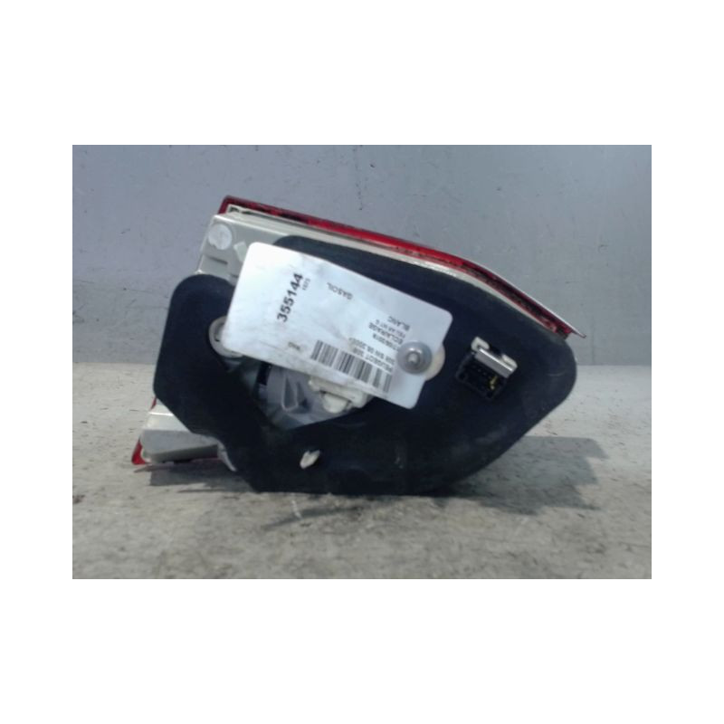 FEU ARRIERE INTERIEUR GAUCHE PEUGEOT 308 SW 2008-