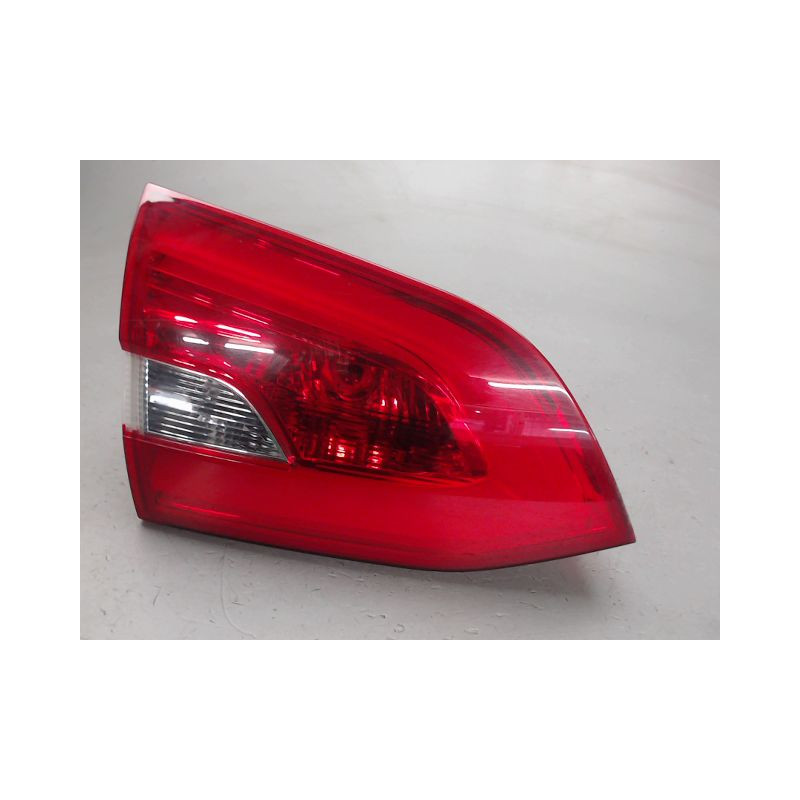 FEU ARRIERE INTERIEUR GAUCHE PEUGEOT 308