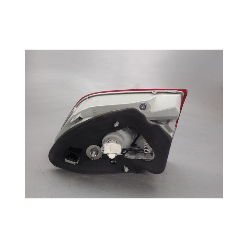 FEU ARRIERE INTERIEUR GAUCHE PEUGEOT 308
