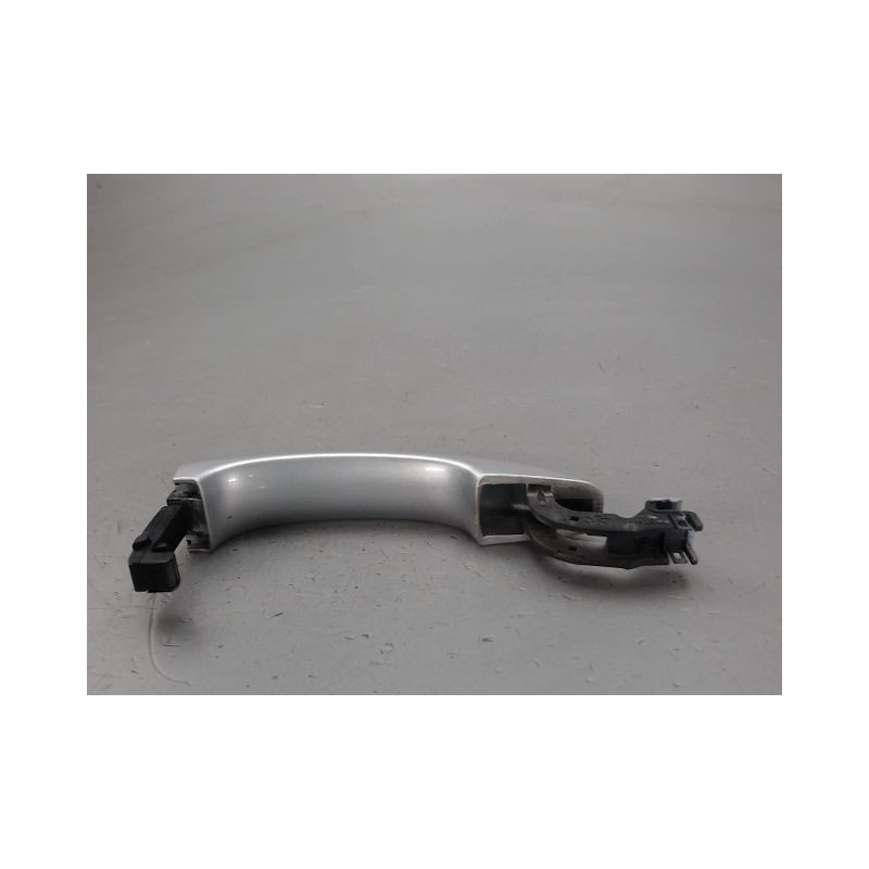 POIGNEE EXTERIEURE PORTE AVANT GAUCHE AUDI A4
