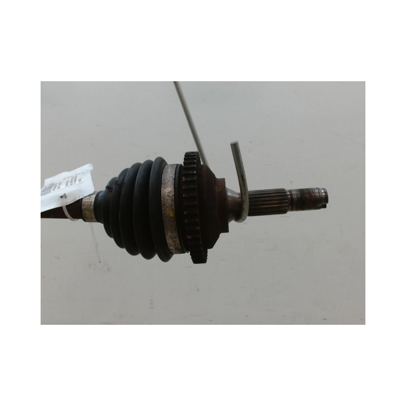 TRANSMISSION AVANT GAUCHE PEUGEOT 206 + 2009-2013 1.4 i