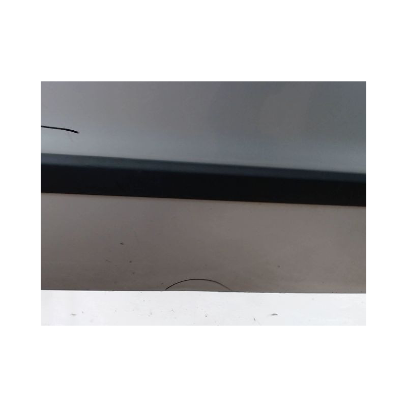 PORTE AVANT DROIT VOLVO V40 2000-