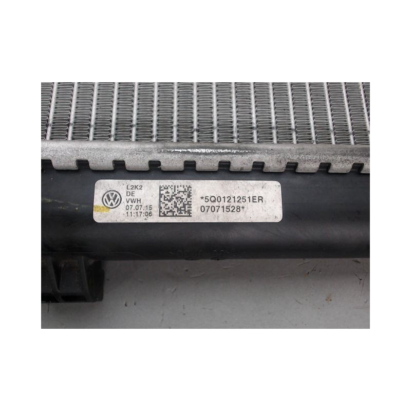 RADIATEUR VOLKSWAGEN GOLF