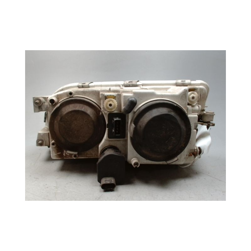 PHARE DROIT VOLVO V40 2000-