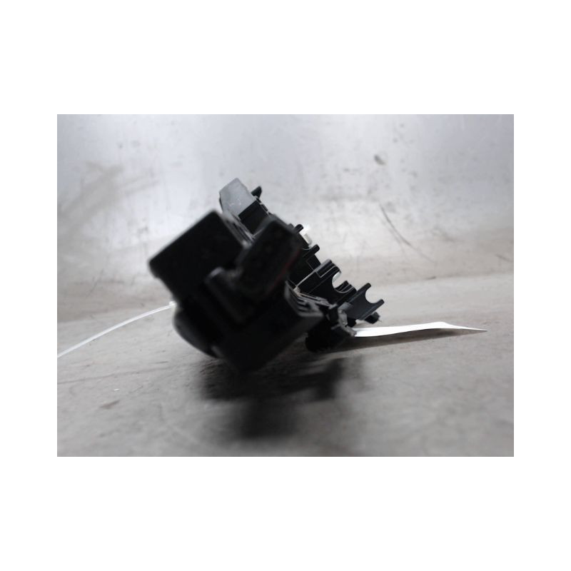 POIGNEE EXTERIEURE PORTE AVANT DROIT B.M.W. SERIE 1