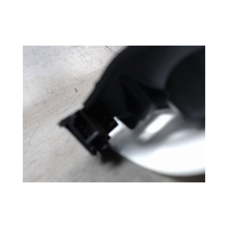 POIGNEE INTERIEURE PORTE AVANT DROIT B.M.W. SERIE 1