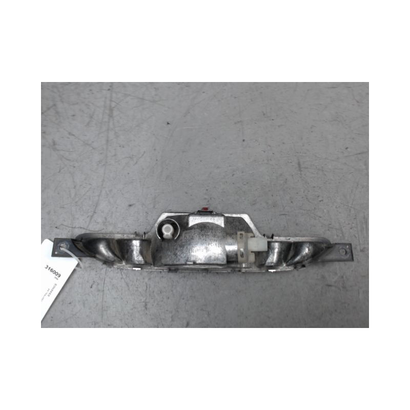 FEU BROUILLARD CENTRAL ARRIERE PEUGEOT 208