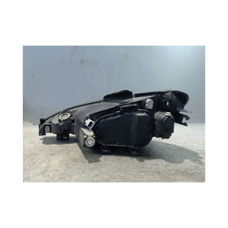 PHARE DROIT PEUGEOT 206 3P