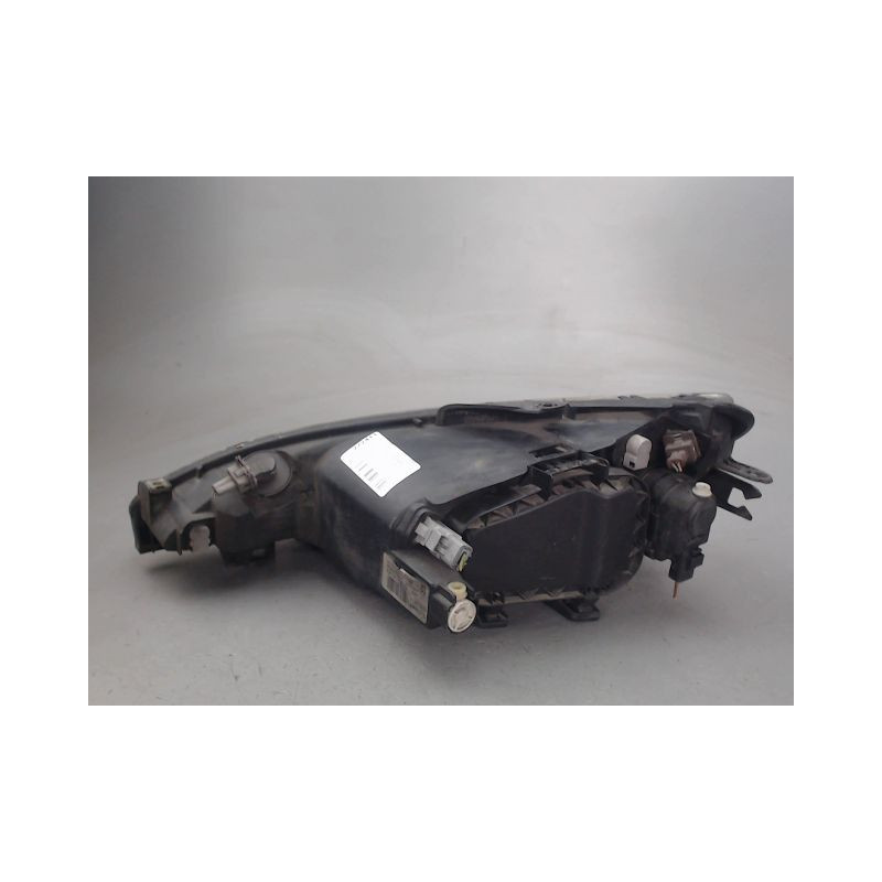 PHARE DROIT PEUGEOT 206