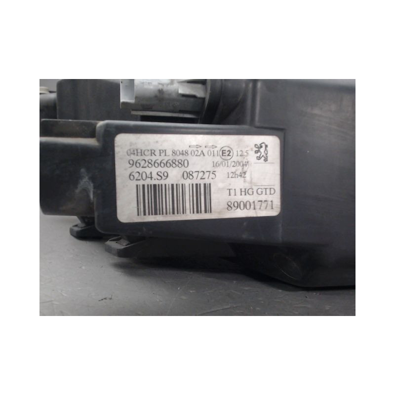 PHARE GAUCHE PEUGEOT 206