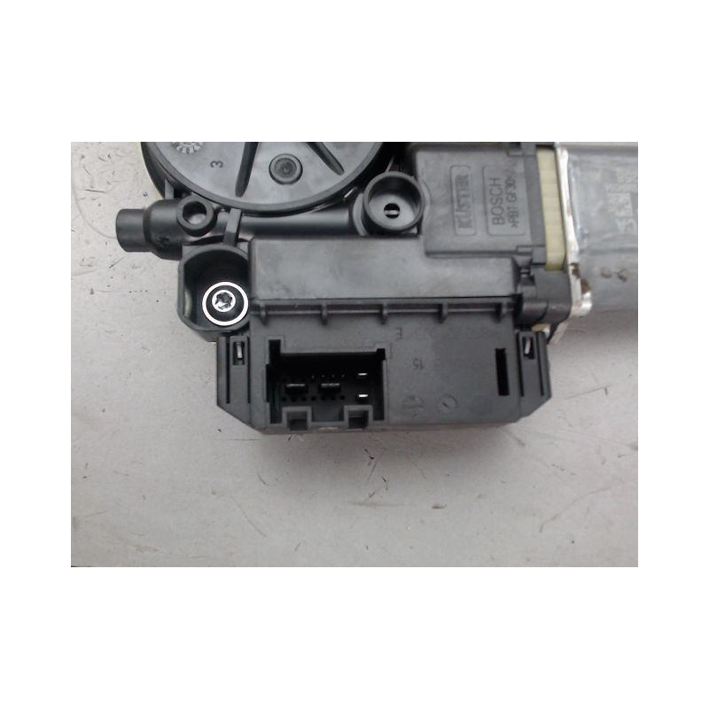 MECANISME LEVE-GLACE AVANT GAUCHE VOLKSWAGEN POLO