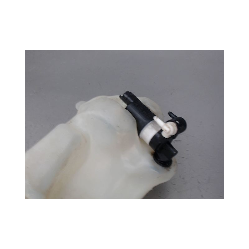 RESERVOIR LAVE-GLACE AVANT CITROEN C4