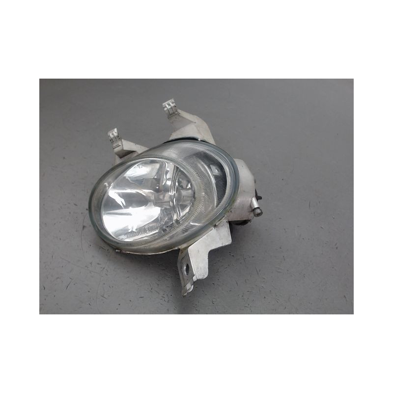 PHARE ANTIBROUILLARD AVANT GAUCHE PEUGEOT 206