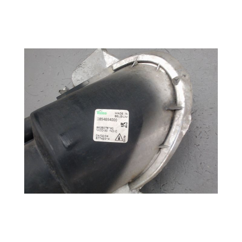 PHARE ANTIBROUILLARD AVANT GAUCHE PEUGEOT 206