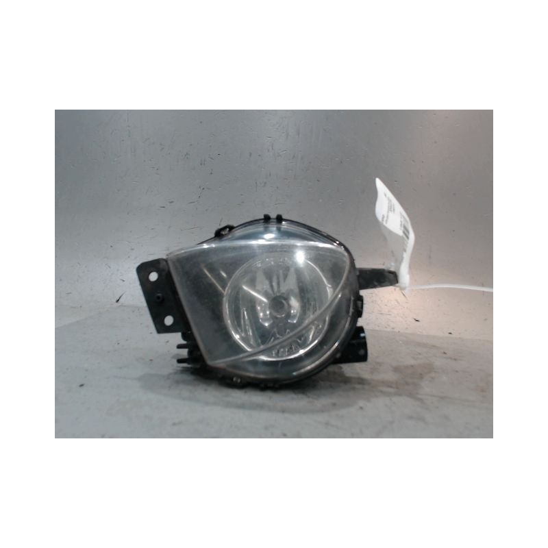 PHARE ANTIBROUILLARD AVANT DROIT B.M.W. SERIE 3