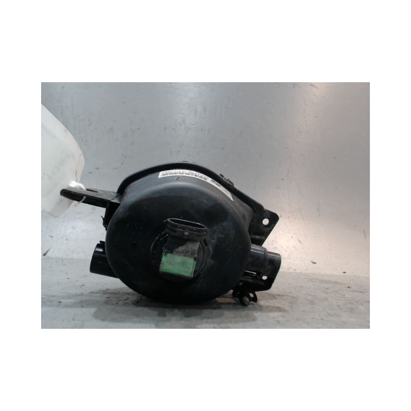PHARE ANTIBROUILLARD AVANT DROIT B.M.W. SERIE 3