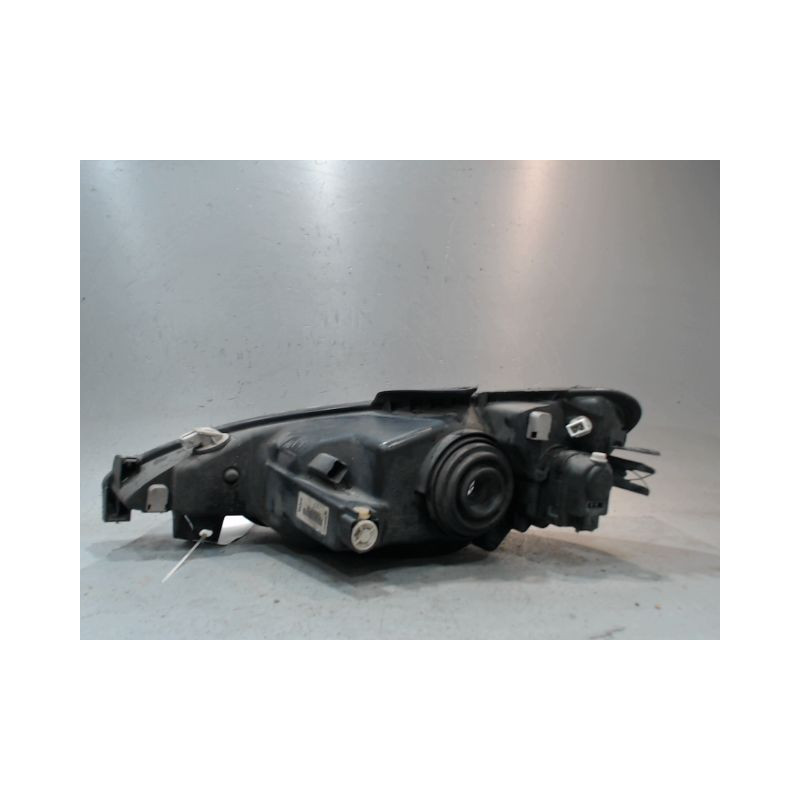 PHARE DROIT PEUGEOT 206