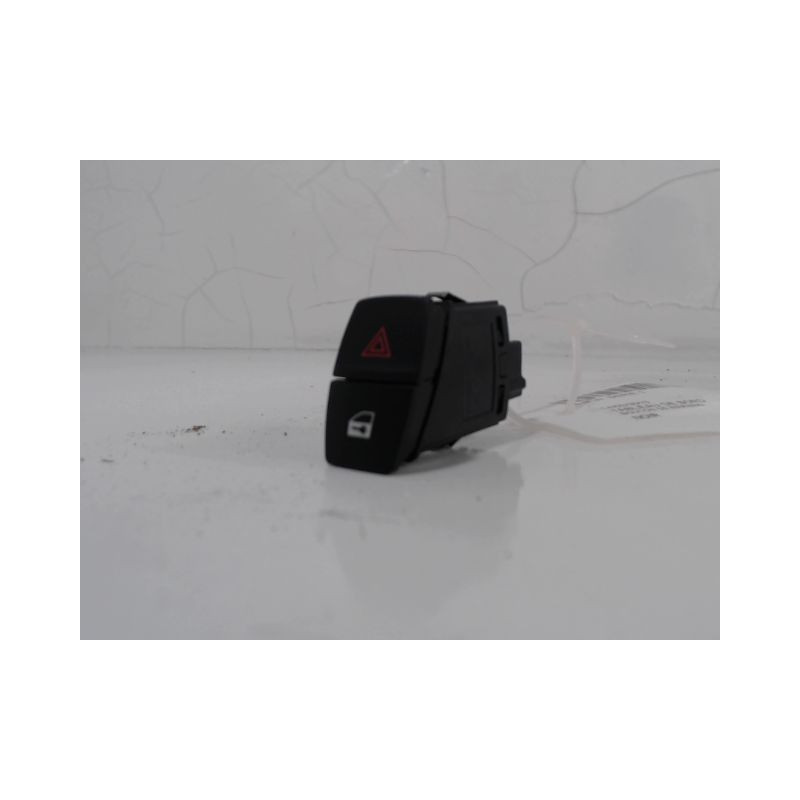 BOUTON DE WARNING B.M.W. SERIE 1