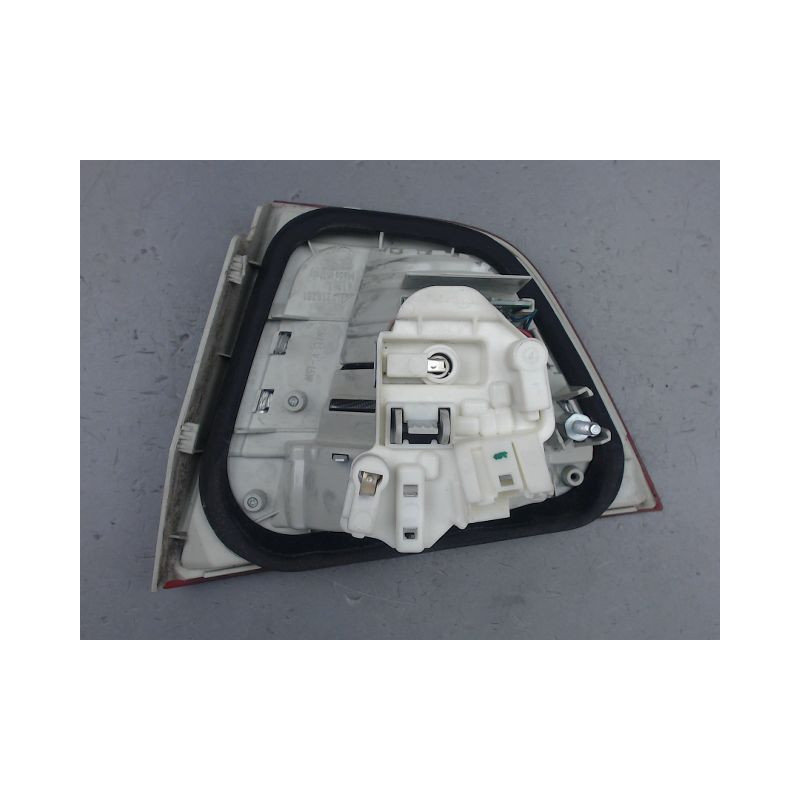 FEU ARRIERE INTERIEUR GAUCHE B.M.W. SERIE 3