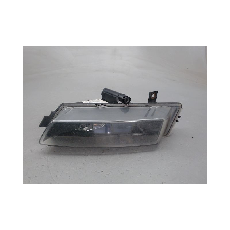 PHARE ANTIBROUILLARD AVANT GAUCHE B.M.W. SERIE 1