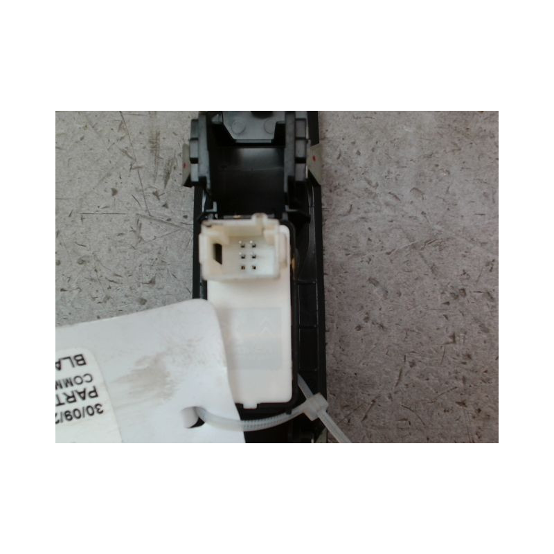 COMMANDE LEVE-GLACE PORTE ARG PEUGEOT 508