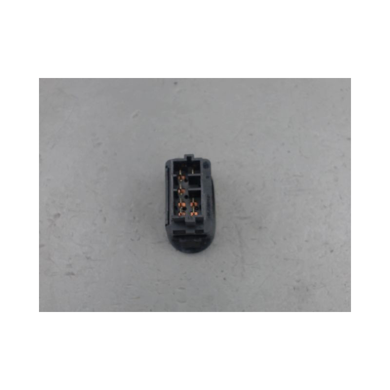 COMMANDE LEVE-GLACE PORTE AVD CITROEN C3