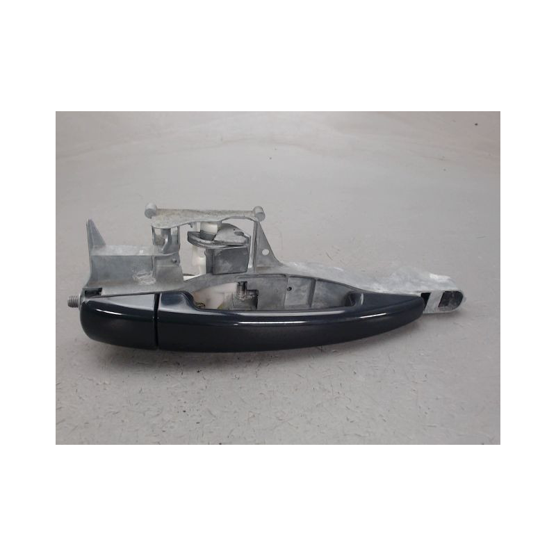 POIGNEE EXTERIEURE PORTE AVANT DROIT PEUGEOT 208
