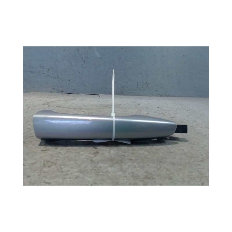 POIGNEE EXTERIEURE PORTE AVANT DROIT PEUGEOT 2008