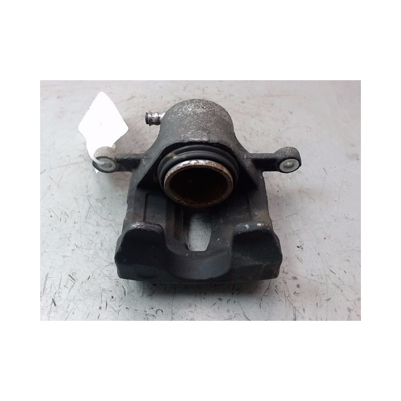 ETRIER DE FREIN AVANT GAUCHE HYUNDAI I 20 2009-