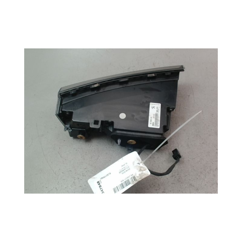 FEU ARRIERE INTERIEUR DROIT PEUGEOT 508