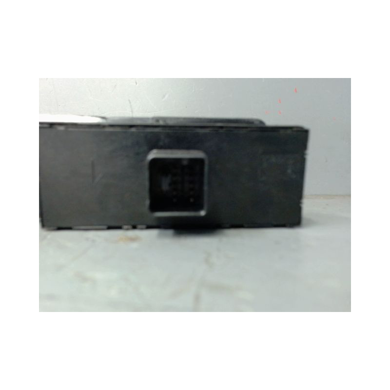 COMMANDE LEVE-GLACE PORTE AVG VOLKSWAGEN POLO