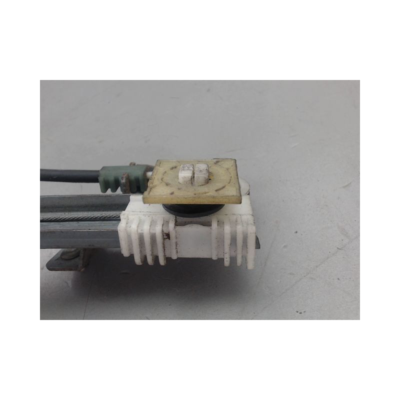 MECANISME LEVE-GLACE AVANT DROIT PEUGEOT 106