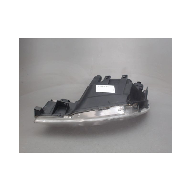 PHARE DROIT PEUGEOT 206
