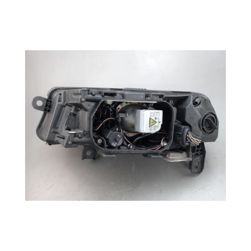 PHARE DROIT AUDI A6