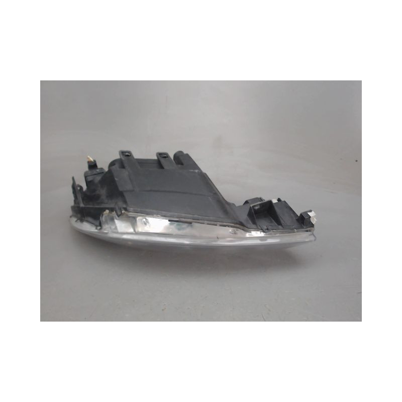 PHARE GAUCHE PEUGEOT 206