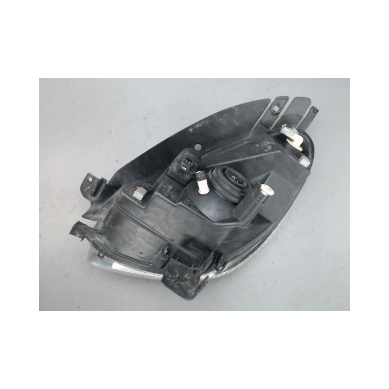 PHARE DROIT CITROEN XSARA