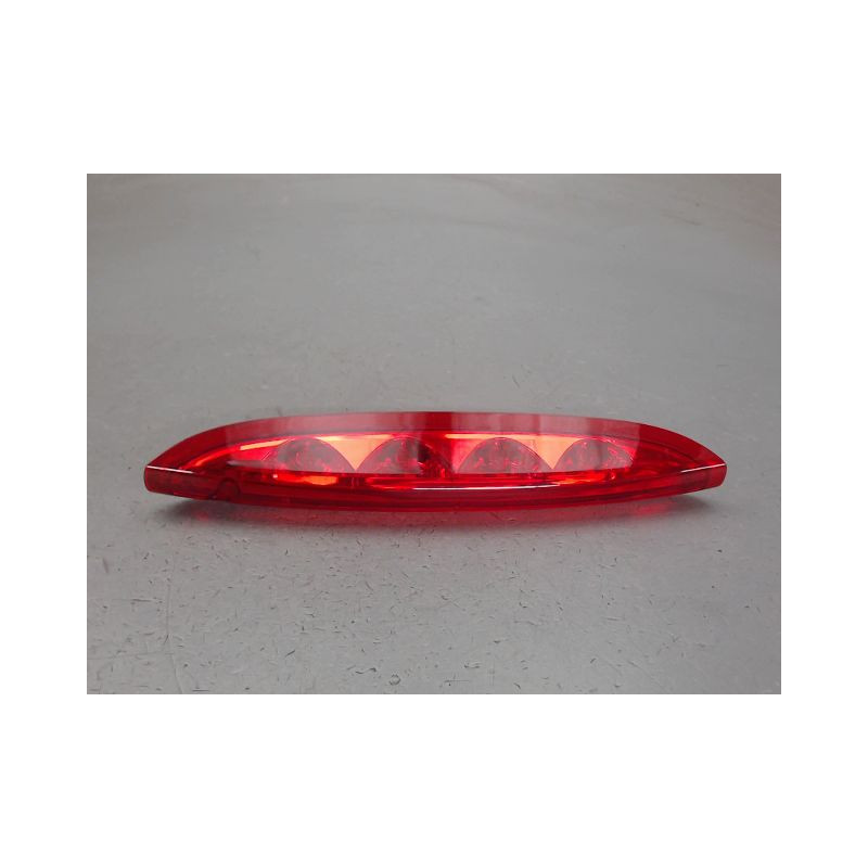 FEUX STOP SUPPLEMENTAIRE PEUGEOT 208