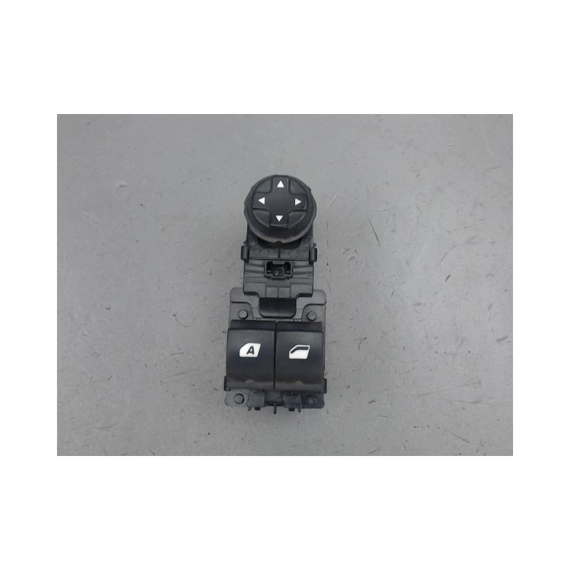 COMMANDE LEVE-GLACE PORTE AVG PEUGEOT 2008