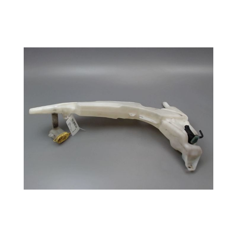 RESERVOIR LAVE-GLACE AVANT FORD FOCUS I 1998-2004