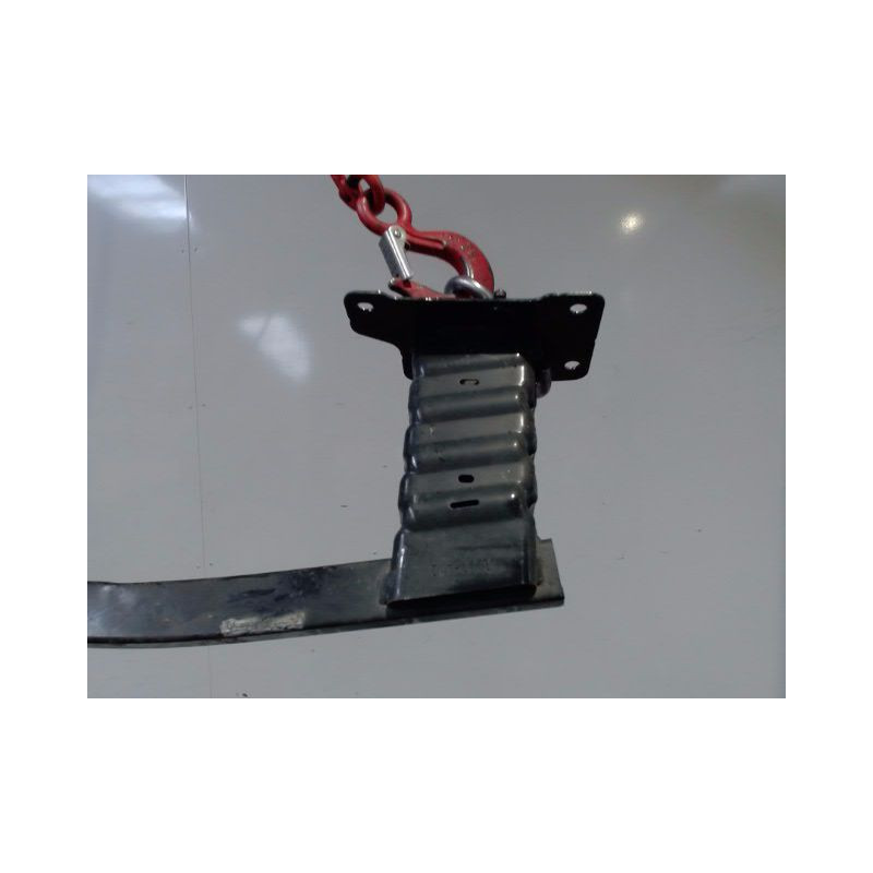 TRAVERSE INFERIEURE ARMATURE AVANT PEUGEOT RIFTER