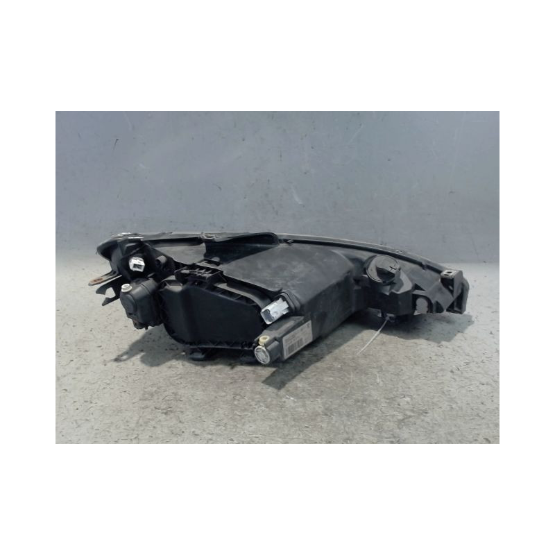 PHARE GAUCHE PEUGEOT 206 3P