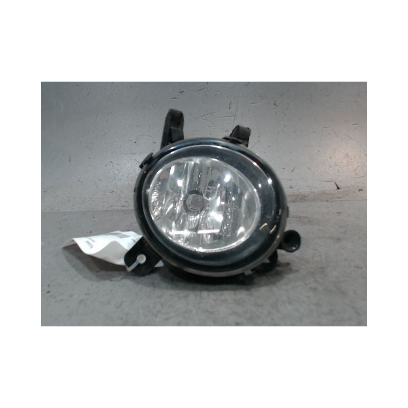 PHARE ANTIBROUILLARD AVANT GAUCHE B.M.W. SERIE 1