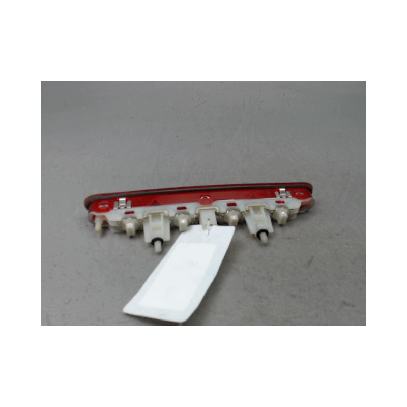 FEUX STOP SUPPLEMENTAIRE PEUGEOT 207 2006-2013