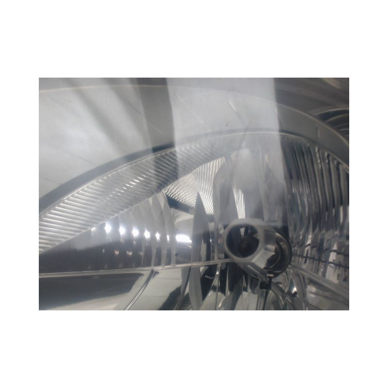 PHARE GAUCHE PEUGEOT PARTNER