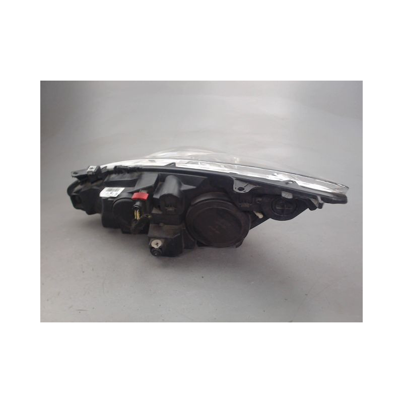 PHARE DROIT PEUGEOT 307