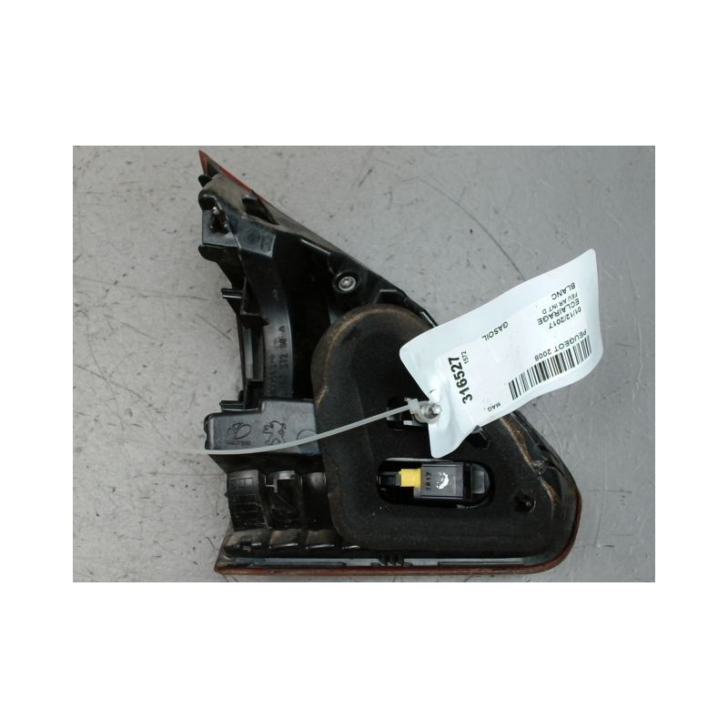 FEU ARRIERE INTERIEUR DROIT PEUGEOT 2008