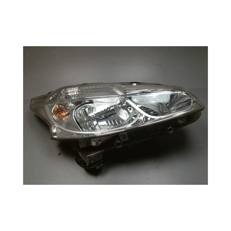 PHARE DROIT PEUGEOT 208